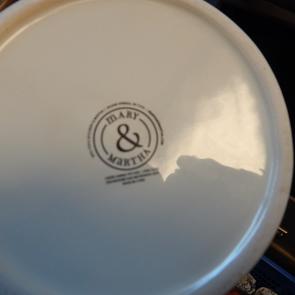 Mary and Martha Pitcher - Picture 3 of 3